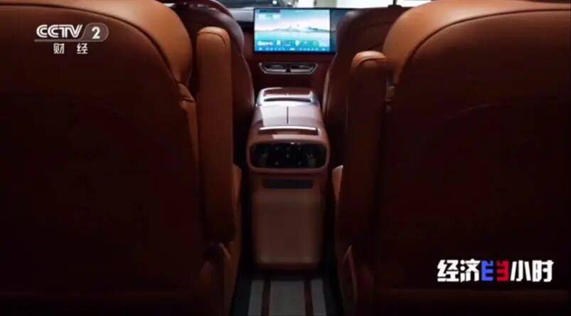 央視聚焦深藍“黑公關”事件 直擊汽車行業(yè)網絡亂象對誠信企業(yè)的沖擊